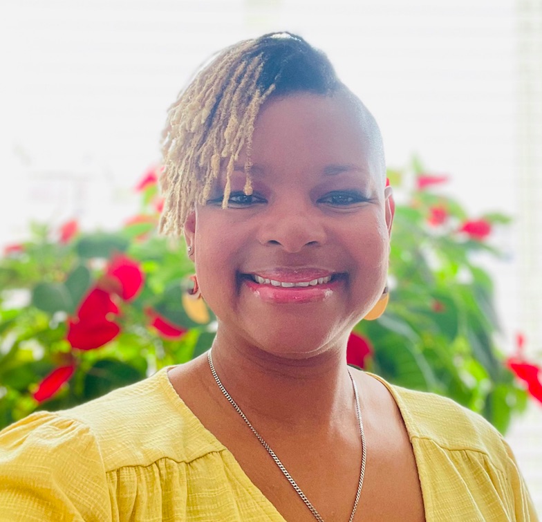 Moya Johnson Bio PIC